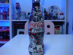 Coca Cola İtalya  Salvatore Ferrogamo şişesi